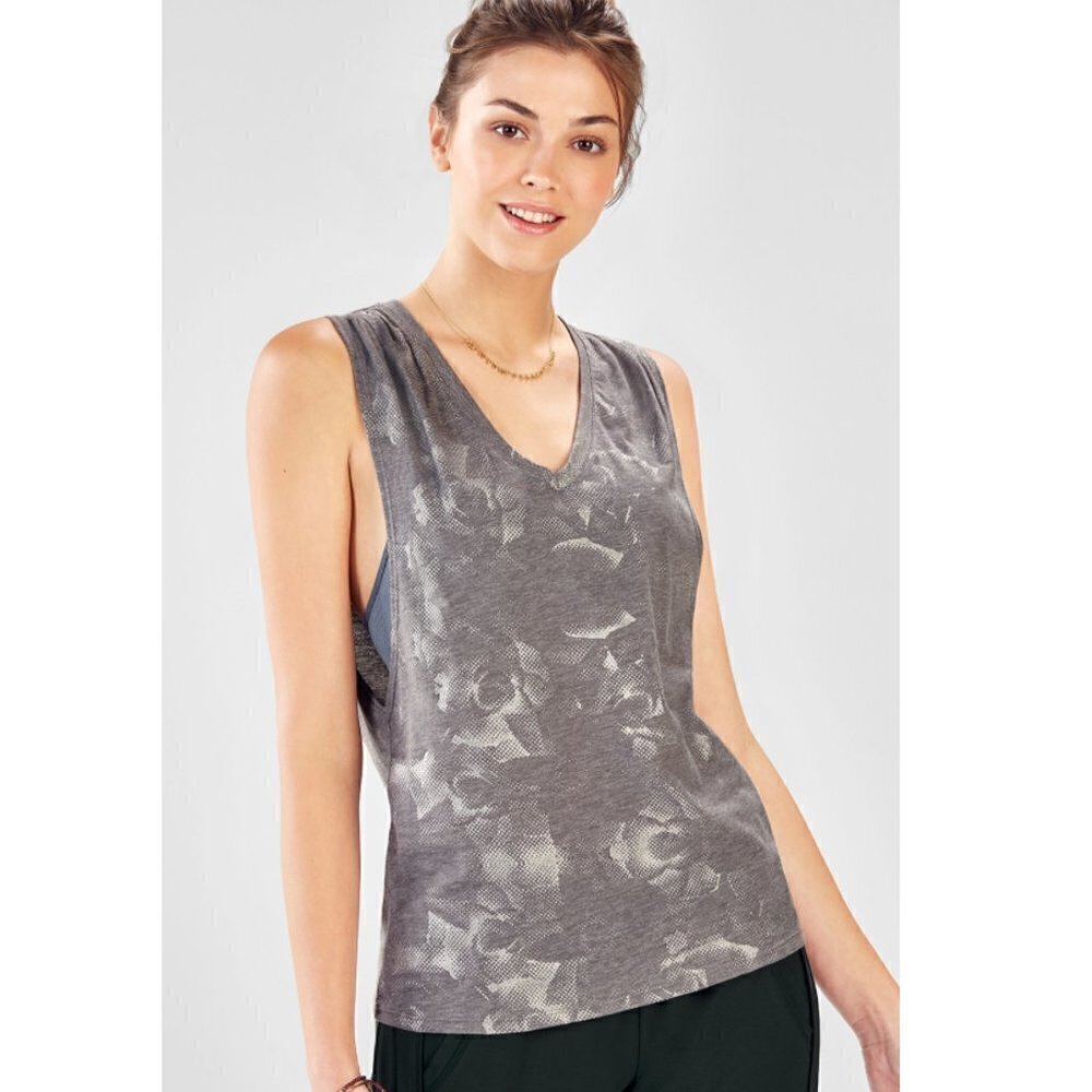 Fabletics Taryn Printed V-Neck Tank Top Size S